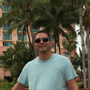 Meet your Posher, Chris